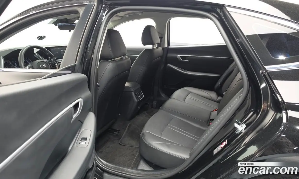 Hyundai Sonata 2019 2.0 автомат (гидро), фото 17