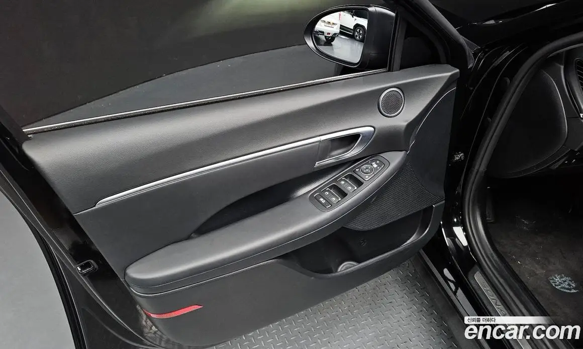 Hyundai Sonata 2020 2.0 автомат (гидро), фото 13