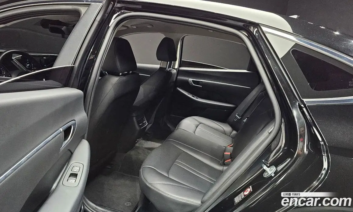 Hyundai Sonata 2020 2.0 автомат (гидро), фото 16