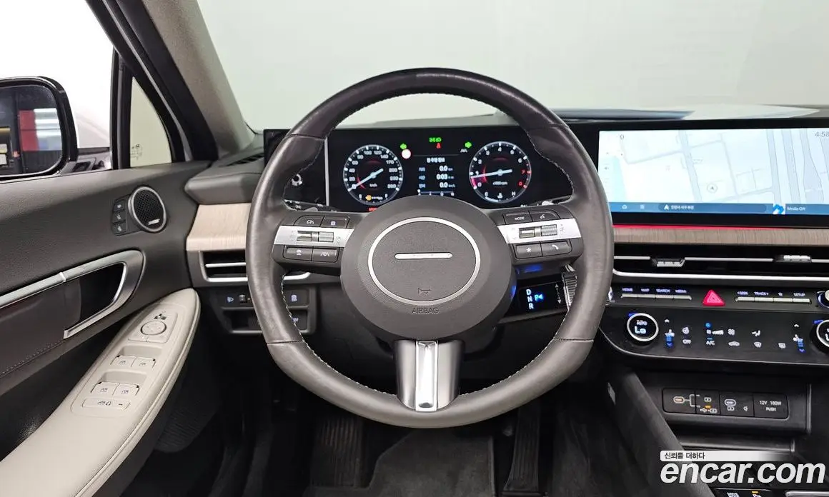 Hyundai Sonata 2024 1.6 автомат (гидро), фото 18