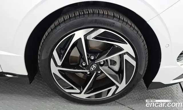 Hyundai Sonata 2024 1.6 автомат (гидро), миниатюра 7