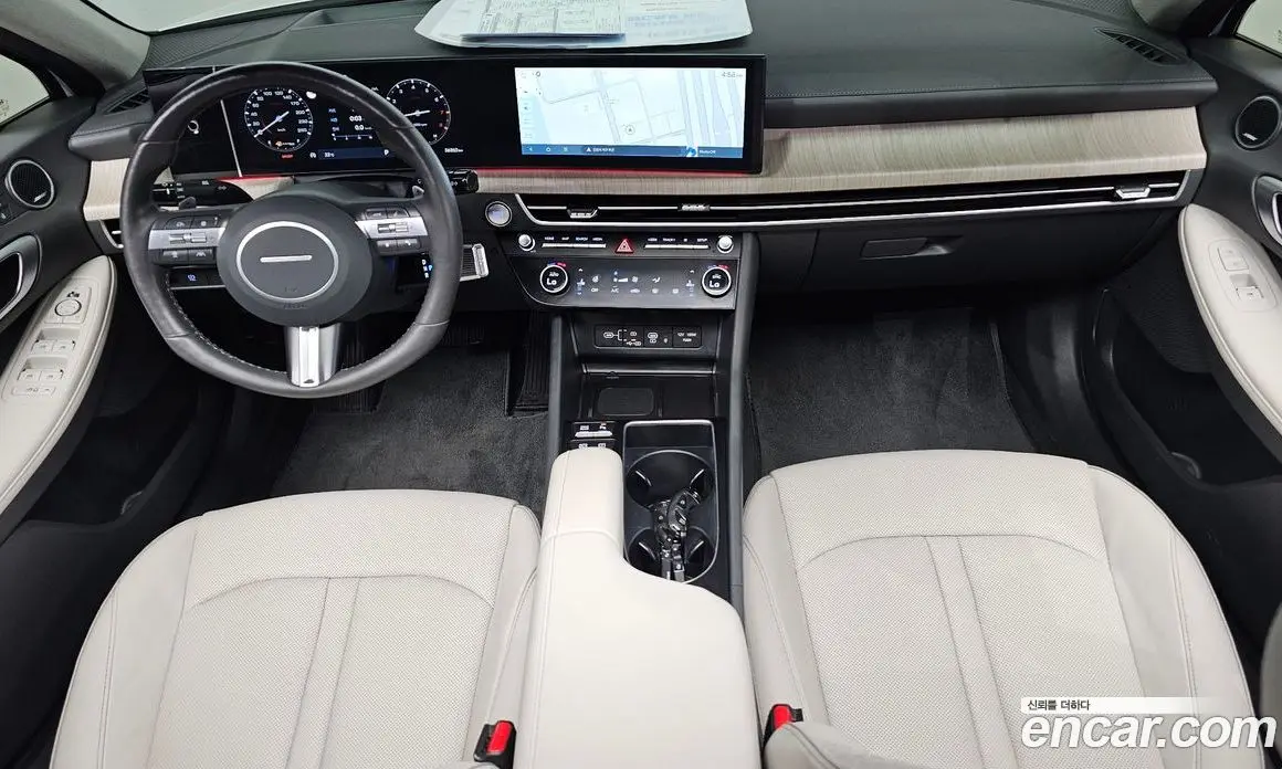 Hyundai Sonata 2024 1.6 автомат (гидро), фото 10