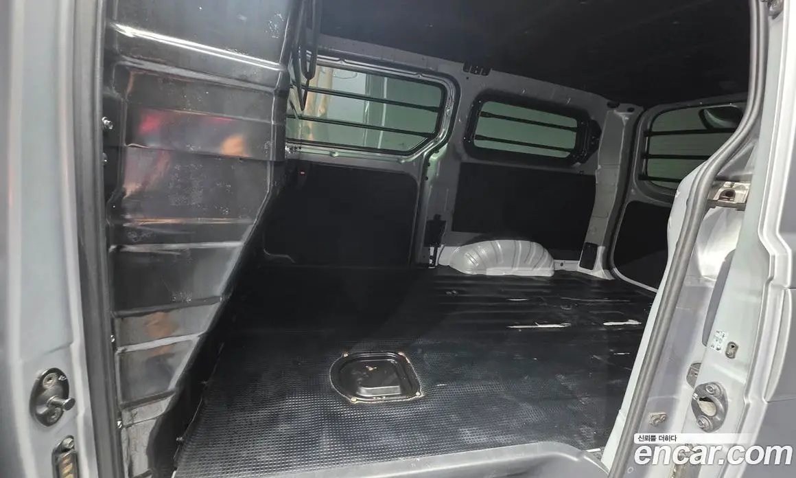Hyundai Starex 2020 2.5 автомат (гидро), фото 19 Hyundai Starex 2020 2.5 автомат (гидро), фото 19