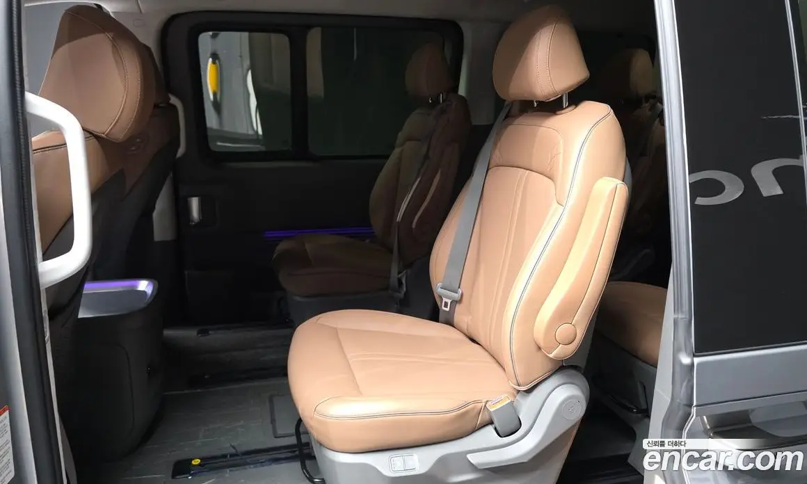 Hyundai Staria 2021 3.5 автомат (гидро), фото 16 Hyundai Staria 2021 3.5 автомат (гидро), фото 16