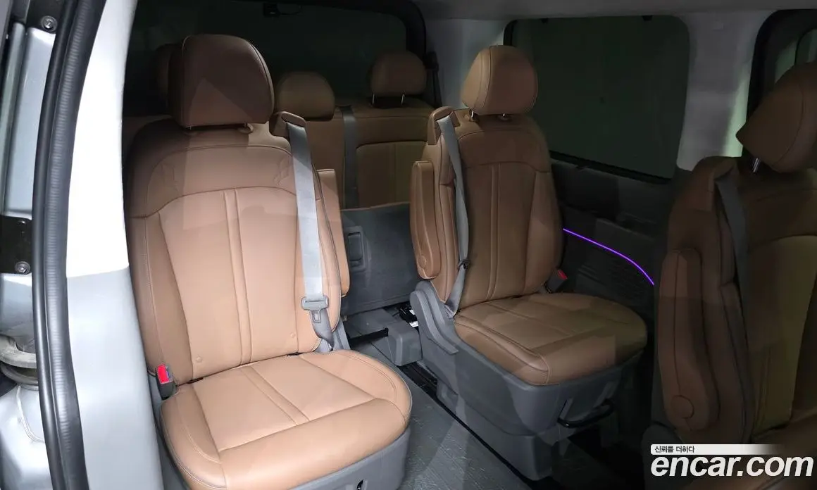 Hyundai Staria 2021 3.5 автомат (гидро), фото 18 Hyundai Staria 2021 3.5 автомат (гидро), фото 18