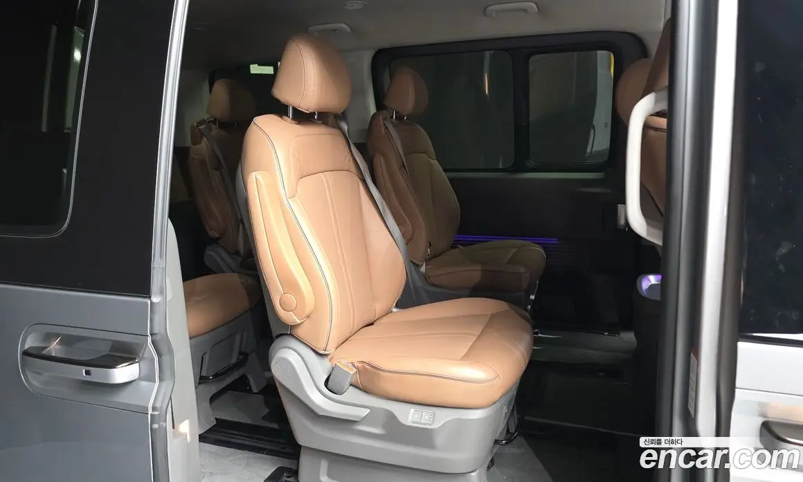 Hyundai Staria 2021 3.5 автомат (гидро), фото 19 Hyundai Staria 2021 3.5 автомат (гидро), фото 19