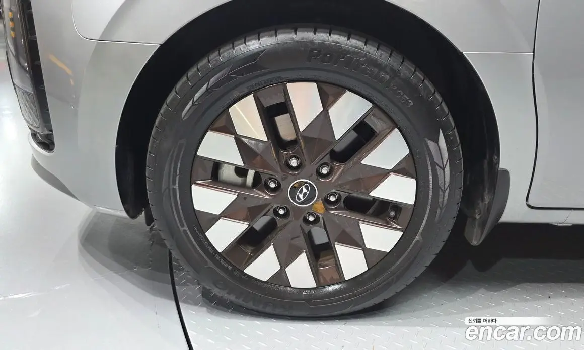 Hyundai Staria 2021 3.5 автомат (гидро), фото 5 Hyundai Staria 2021 3.5 автомат (гидро), фото 5