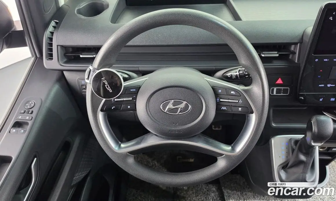 Hyundai Staria 2021 2.2 автомат (гидро), фото 13