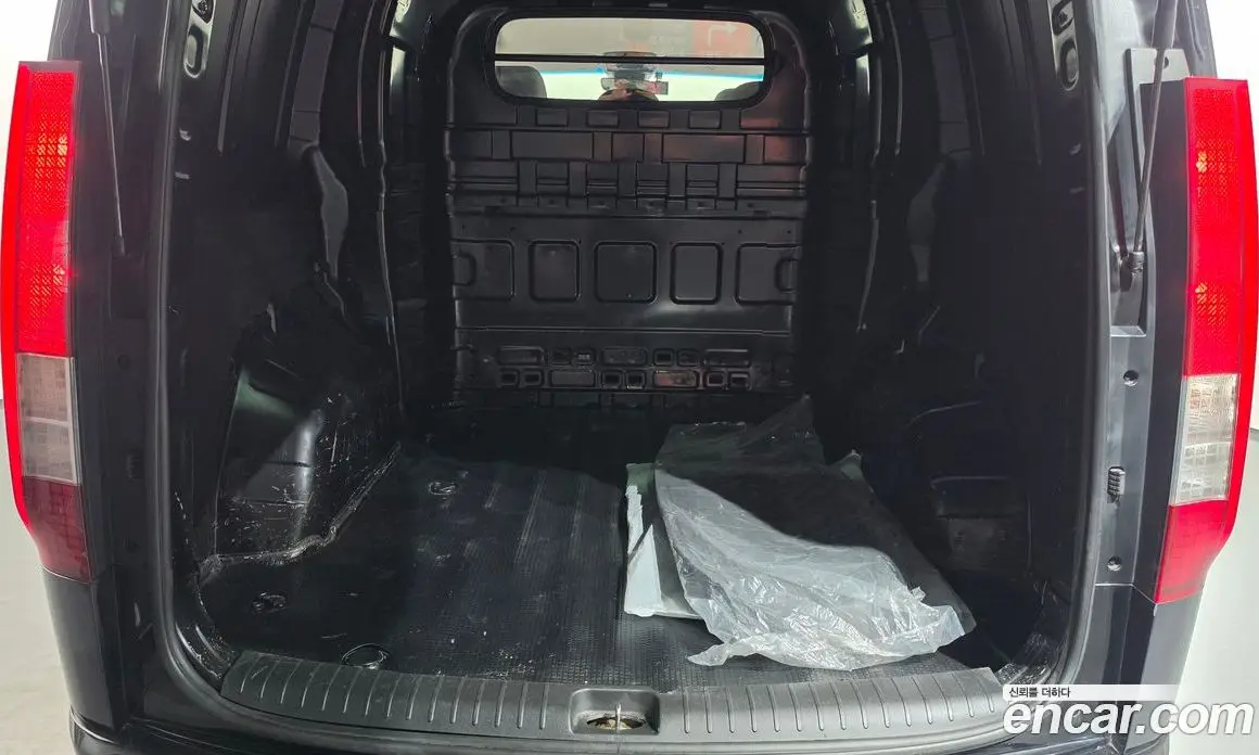 Hyundai Staria 2021 2.2 автомат (гидро), фото 20