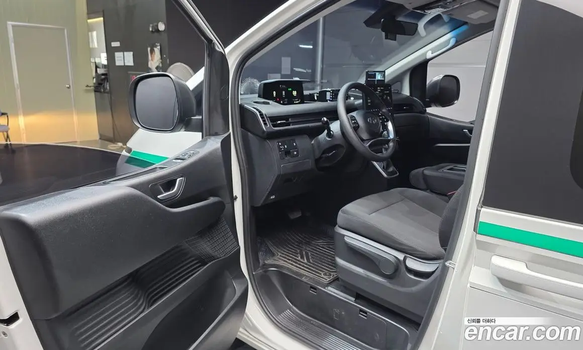 Hyundai Staria 2022 2.2 автомат (гидро), фото 13 Hyundai Staria 2022 2.2 автомат (гидро), фото 13