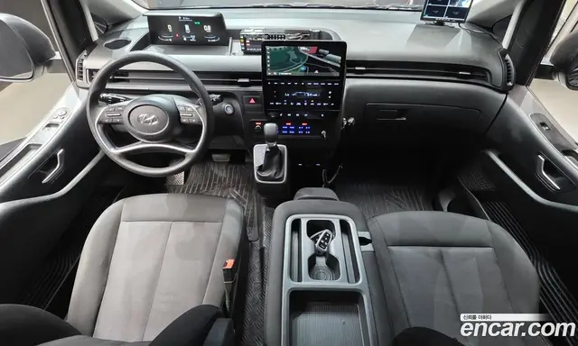 Hyundai Staria 2022 2.2 автомат (гидро), миниатюра 10 Hyundai Staria 2022 2.2 автомат (гидро), миниатюра 10
