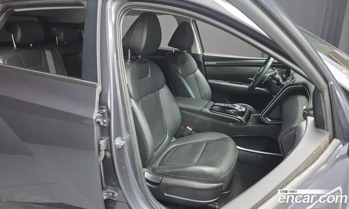 Hyundai Tucson 2023 2.0 автомат (гидро), фото 18
