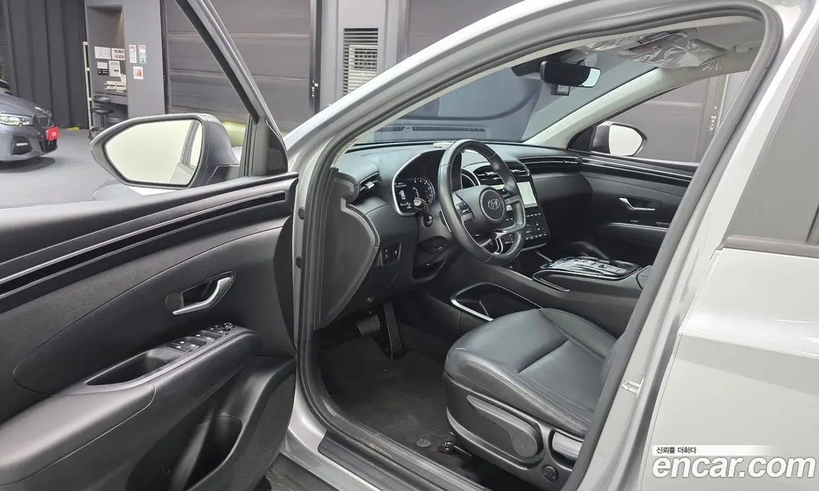 Hyundai Tucson 2023 2.0 автомат (гидро), фото 13