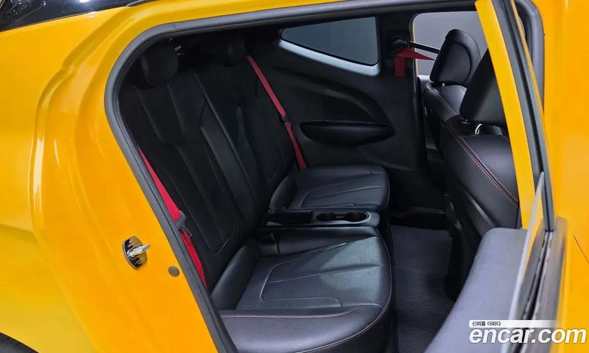 Hyundai Veloster 2018 1.6 автомат (гидро), фото 17 Hyundai Veloster 2018 1.6 автомат (гидро), фото 17
