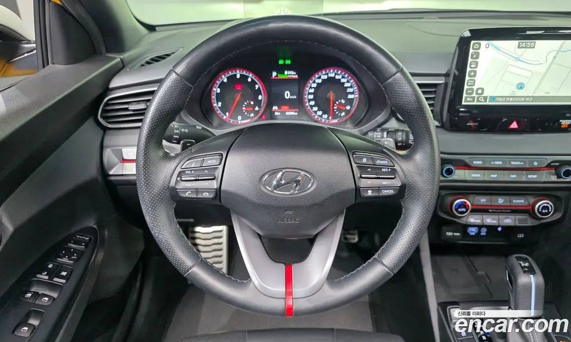Hyundai Veloster 2018 1.6 автомат (гидро), фото 18 Hyundai Veloster 2018 1.6 автомат (гидро), фото 18