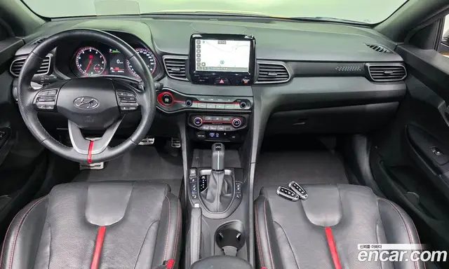 Hyundai Veloster 2018 1.6 автомат (гидро), миниатюра 10 Hyundai Veloster 2018 1.6 автомат (гидро), миниатюра 10