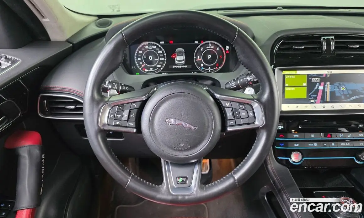 Jaguar F-Pace 2019 2.0 автомат (гидро), фото 13