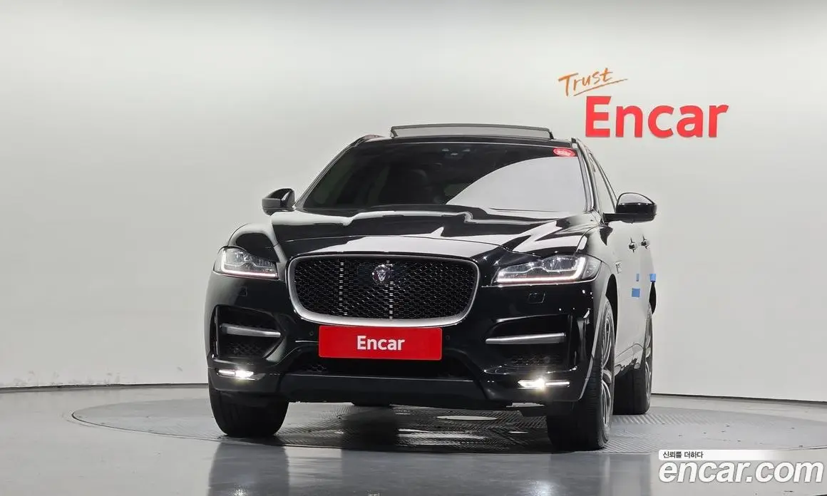 Jaguar F-Pace 2019 2.0 автомат (гидро), фото 3