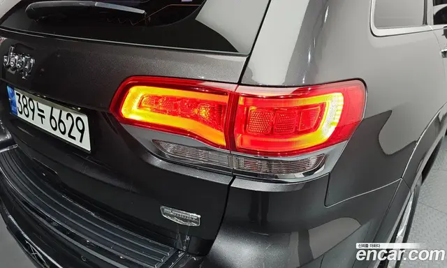 Jeep Cherokee 2018 3.0 автомат (гидро), миниатюра 9
