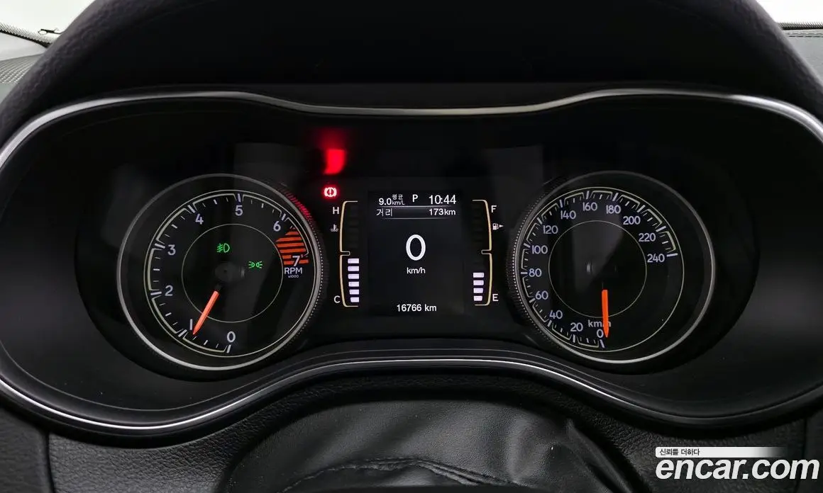 Jeep Cherokee 2019 2.4 автомат (гидро), фото 11