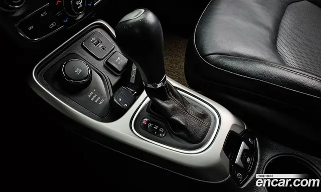 Jeep Compass 2018 2.4 автомат (гидро), миниатюра 12