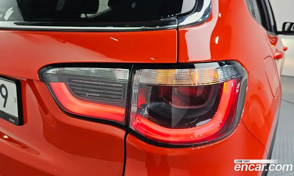Jeep Compass 2018 2.4 автомат (гидро), фото 9