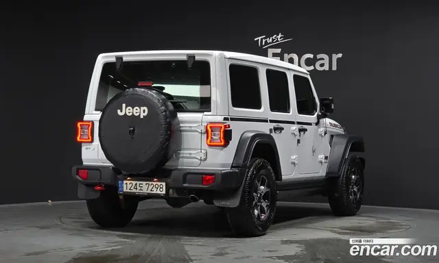 Jeep Wrangler 2020 2.0 автомат (гидро), миниатюра 2