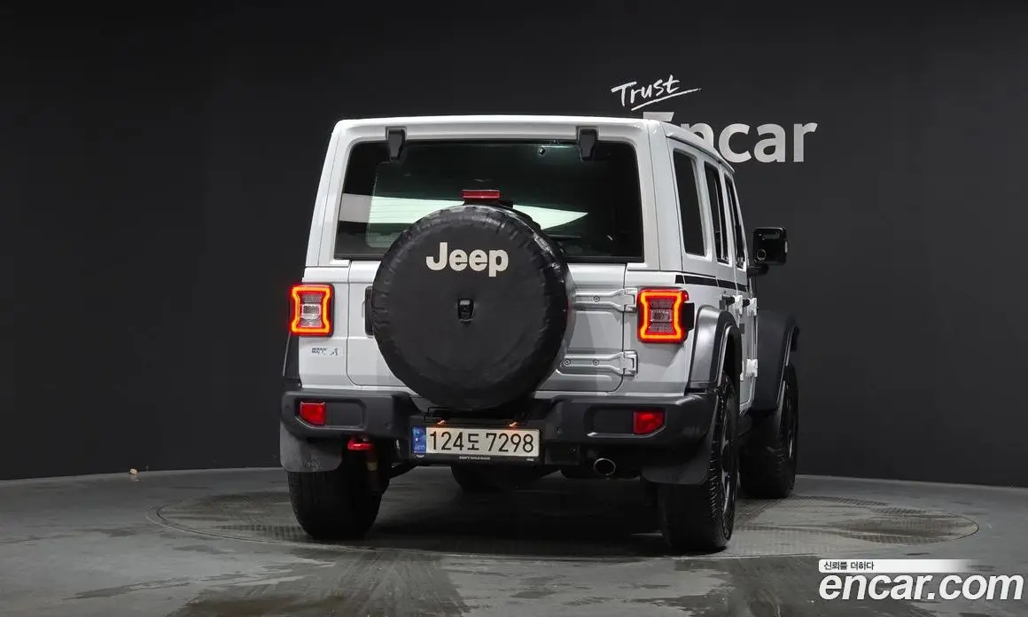 Jeep Wrangler 2020 2.0 автомат (гидро), фото 4