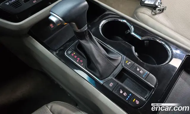 Kia Carnival 2019 2.2 автомат (гидро), миниатюра 12