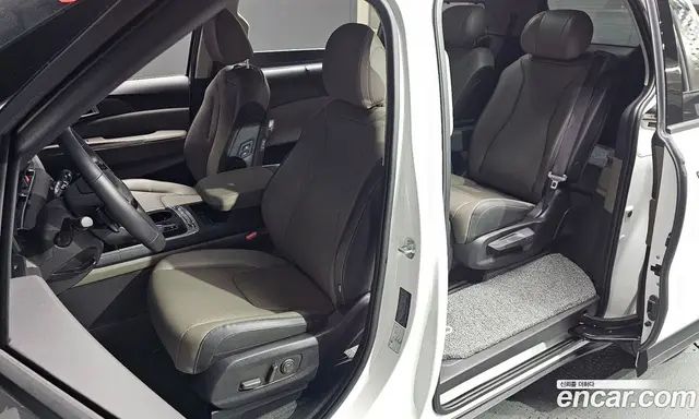 Kia Carnival 2025 2.2 автомат (гидро), миниатюра 12