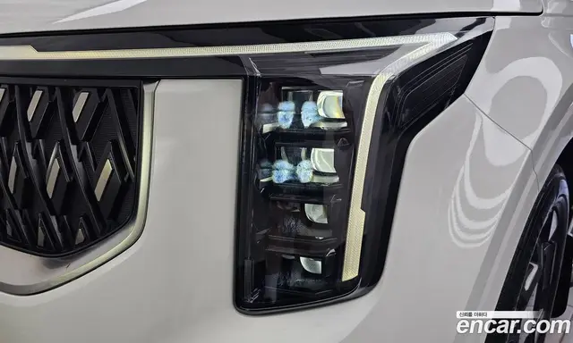 Kia Carnival 2025 2.2 автомат (гидро), миниатюра 8