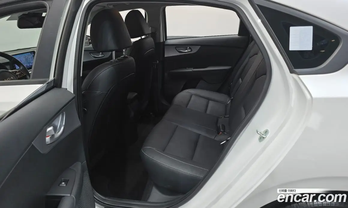 Kia K3 2022 1.6 автомат (гидро), фото 13