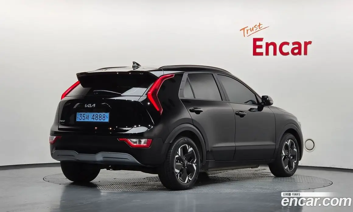 Kia Niro 2023 0.2 автомат (гидро), фото 2 Kia Niro 2023 0.2 автомат (гидро), фото 2