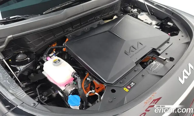 Kia Niro 2023 0.2 автомат (гидро), миниатюра 6 Kia Niro 2023 0.2 автомат (гидро), миниатюра 6