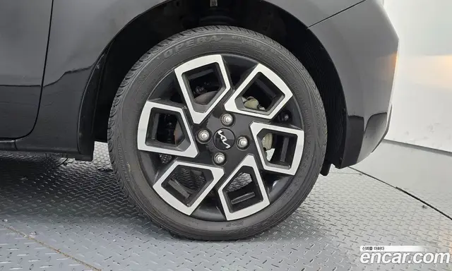 Kia Ray 2024 1.0 автомат (гидро), миниатюра 7 Kia Ray 2024 1.0 автомат (гидро), миниатюра 7