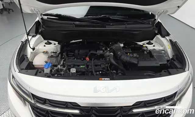 Kia Seltos 2024 1.6 автомат (гидро), миниатюра 6
