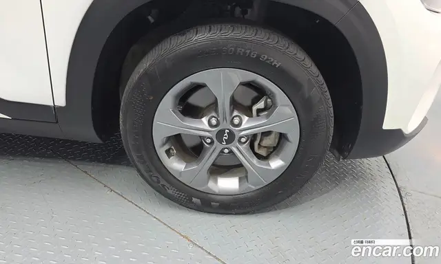 Kia Seltos 2024 1.6 автомат (гидро), миниатюра 7