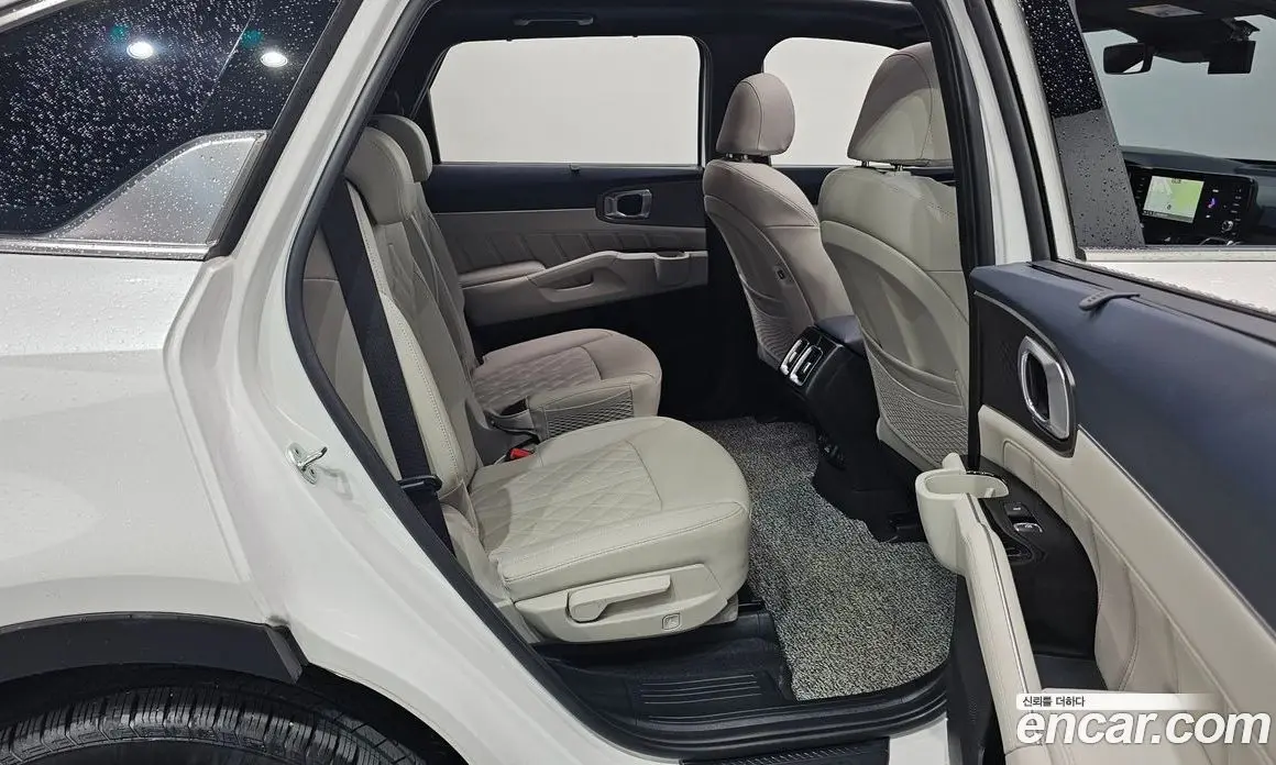 Kia Sorento 2022 1.6 автомат (гидро), фото 17 Kia Sorento 2022 1.6 автомат (гидро), фото 17