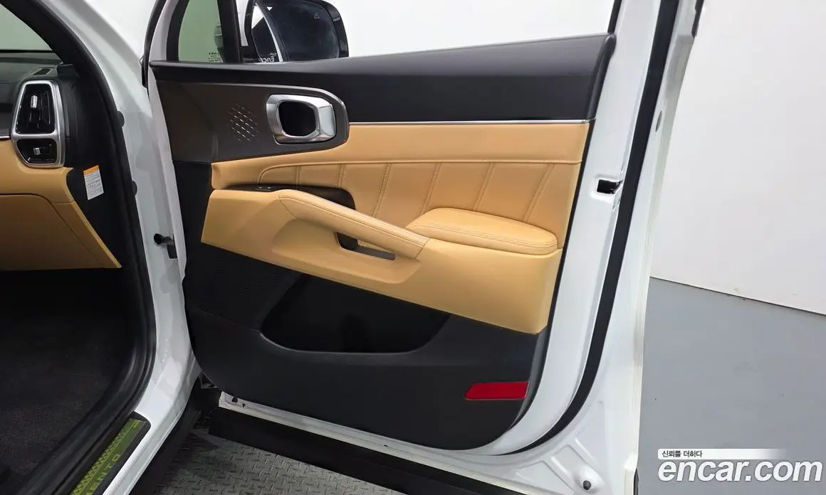 Kia Sorento 2022 1.6 автомат (гидро), фото 14 Kia Sorento 2022 1.6 автомат (гидро), фото 14