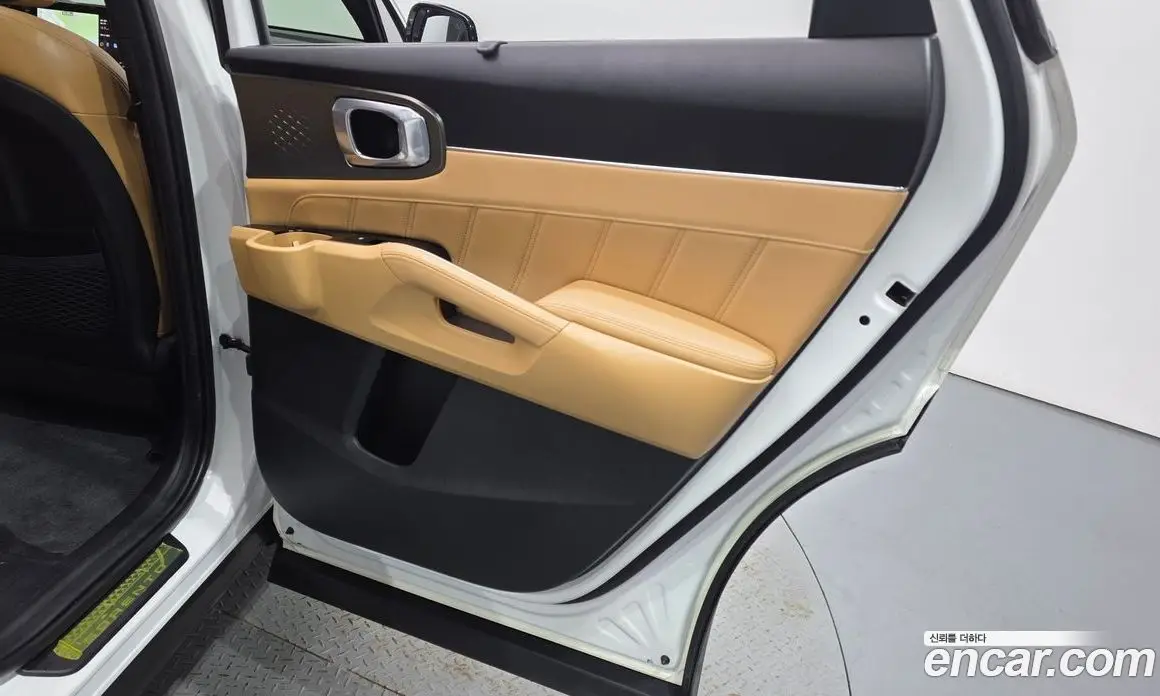 Kia Sorento 2022 1.6 автомат (гидро), фото 15 Kia Sorento 2022 1.6 автомат (гидро), фото 15