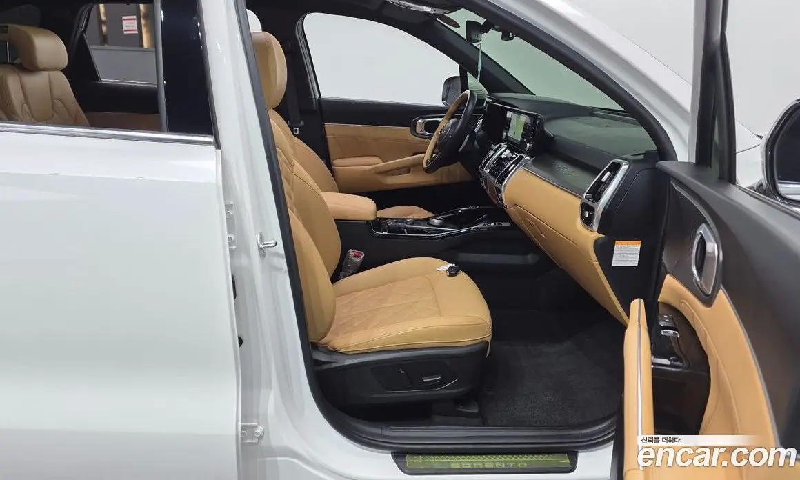 Kia Sorento 2022 1.6 автомат (гидро), фото 16 Kia Sorento 2022 1.6 автомат (гидро), фото 16