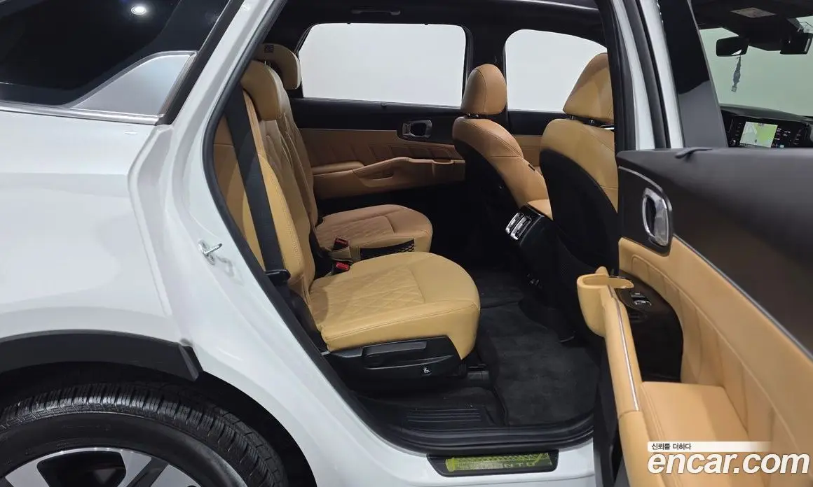 Kia Sorento 2022 1.6 автомат (гидро), фото 17 Kia Sorento 2022 1.6 автомат (гидро), фото 17