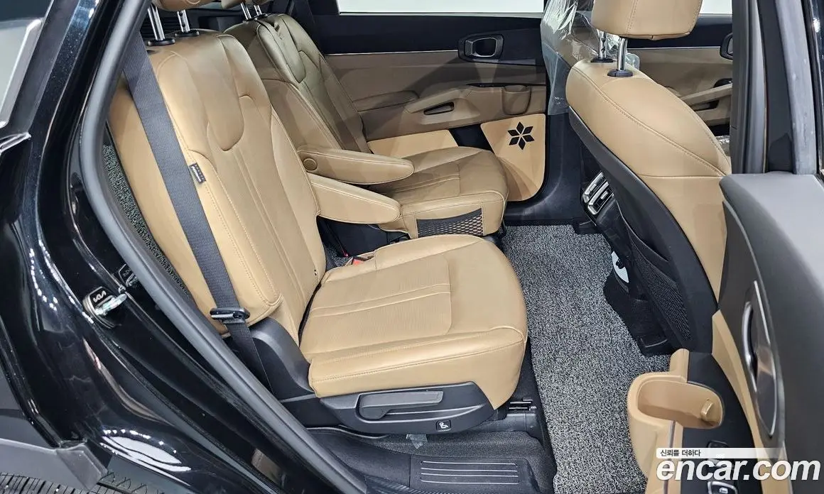 Kia Sorento 2023 2.5 автомат (гидро), фото 17 Kia Sorento 2023 2.5 автомат (гидро), фото 17