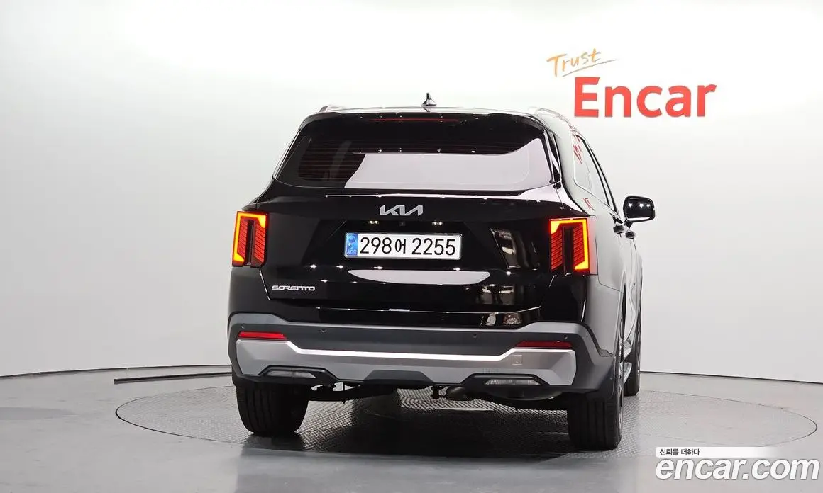 Kia Sorento 2023 2.5 автомат (гидро), фото 4 Kia Sorento 2023 2.5 автомат (гидро), фото 4