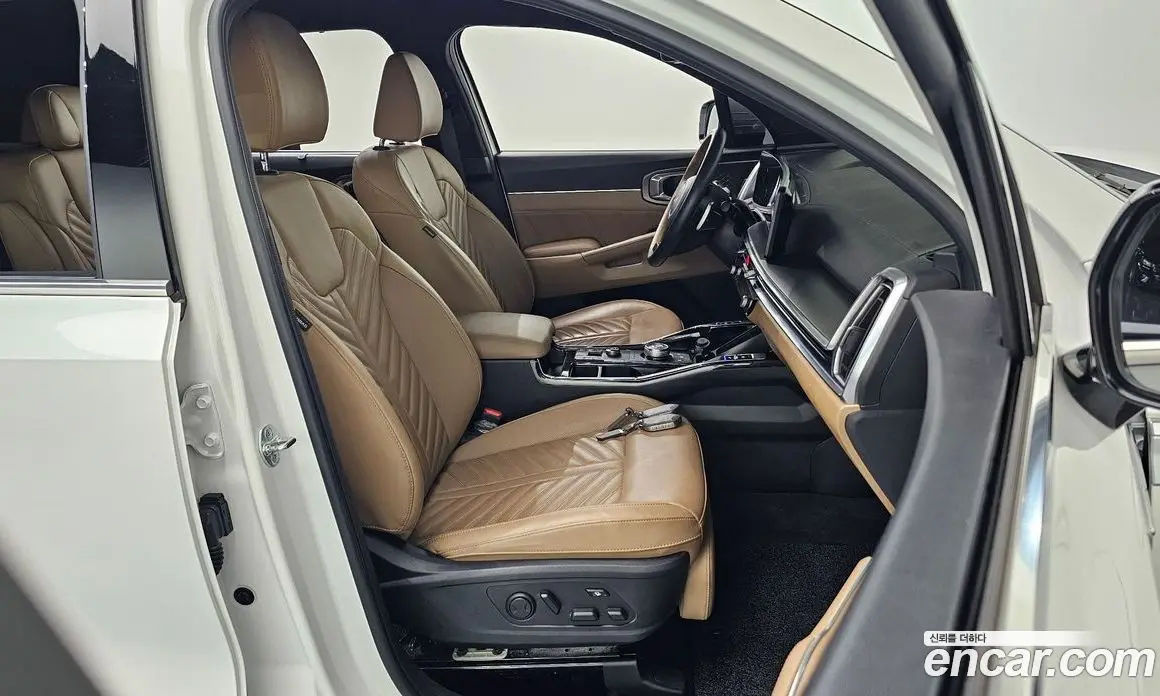 Kia Sorento 2023 2.5 автомат (гидро), фото 16