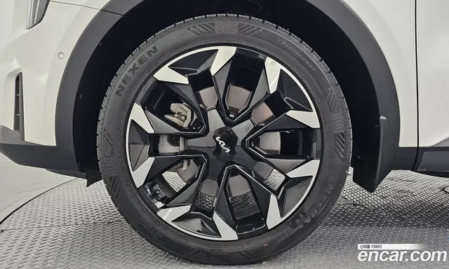 Kia Sorento 2023 2.5 автомат (гидро), миниатюра 5