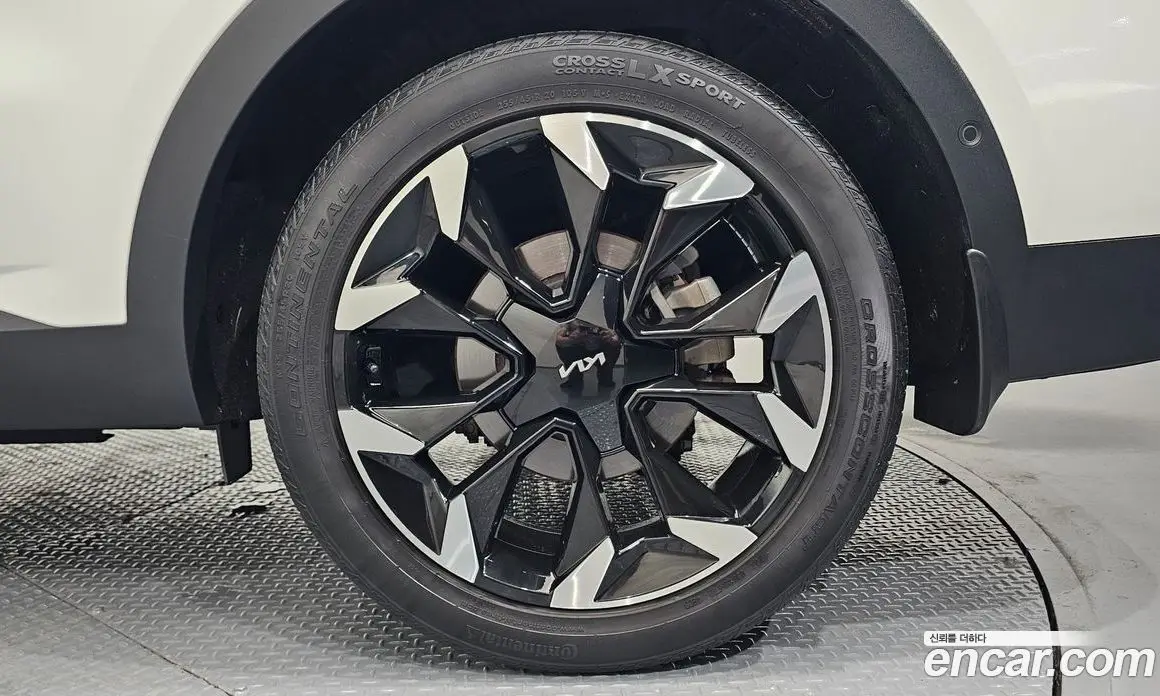 Kia Sorento 2023 2.5 автомат (гидро), фото 7