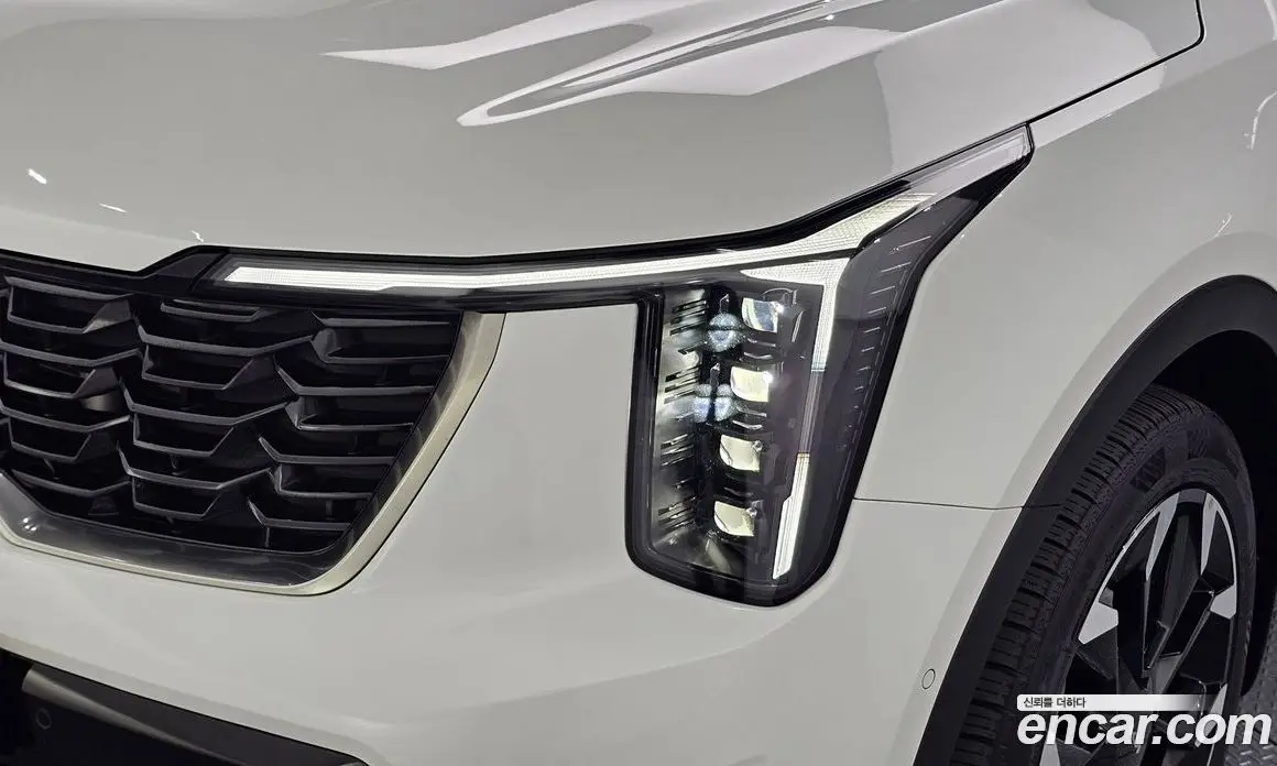 Kia Sorento 2023 2.5 автомат (гидро), фото 8