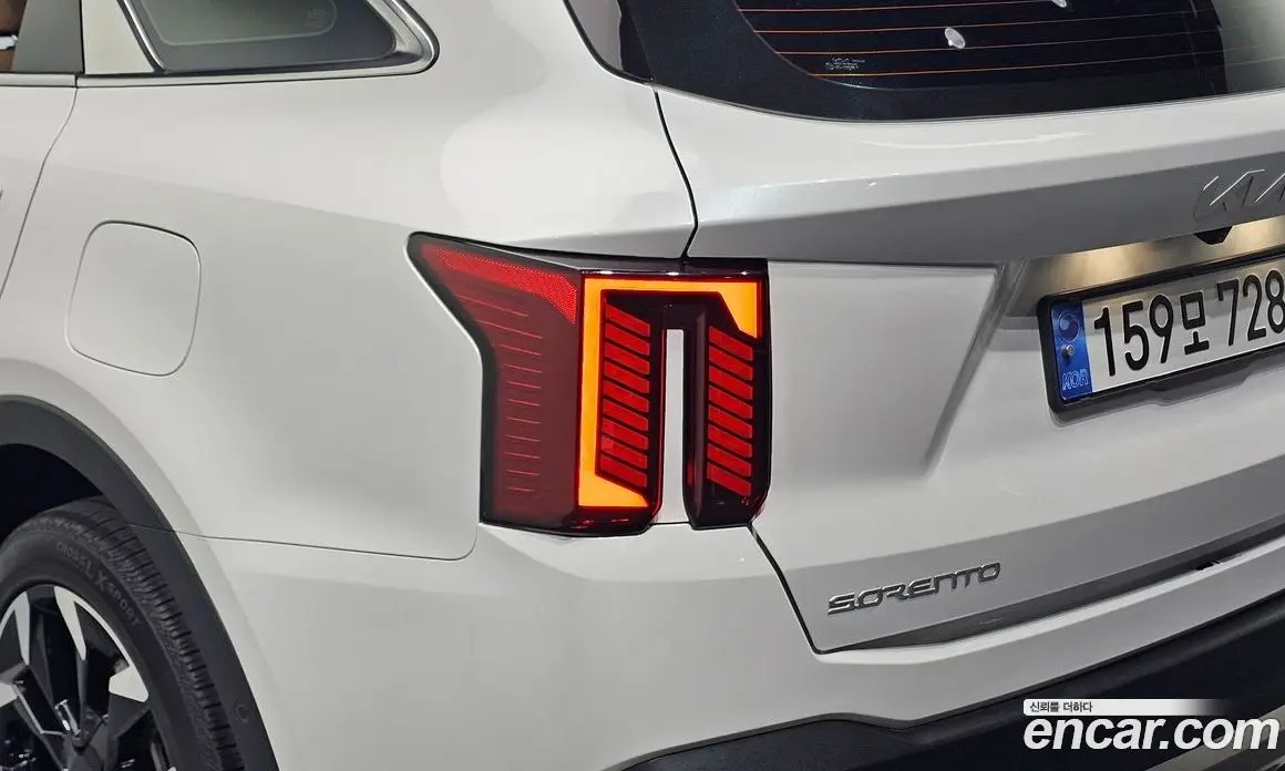 Kia Sorento 2023 2.5 автомат (гидро), фото 9