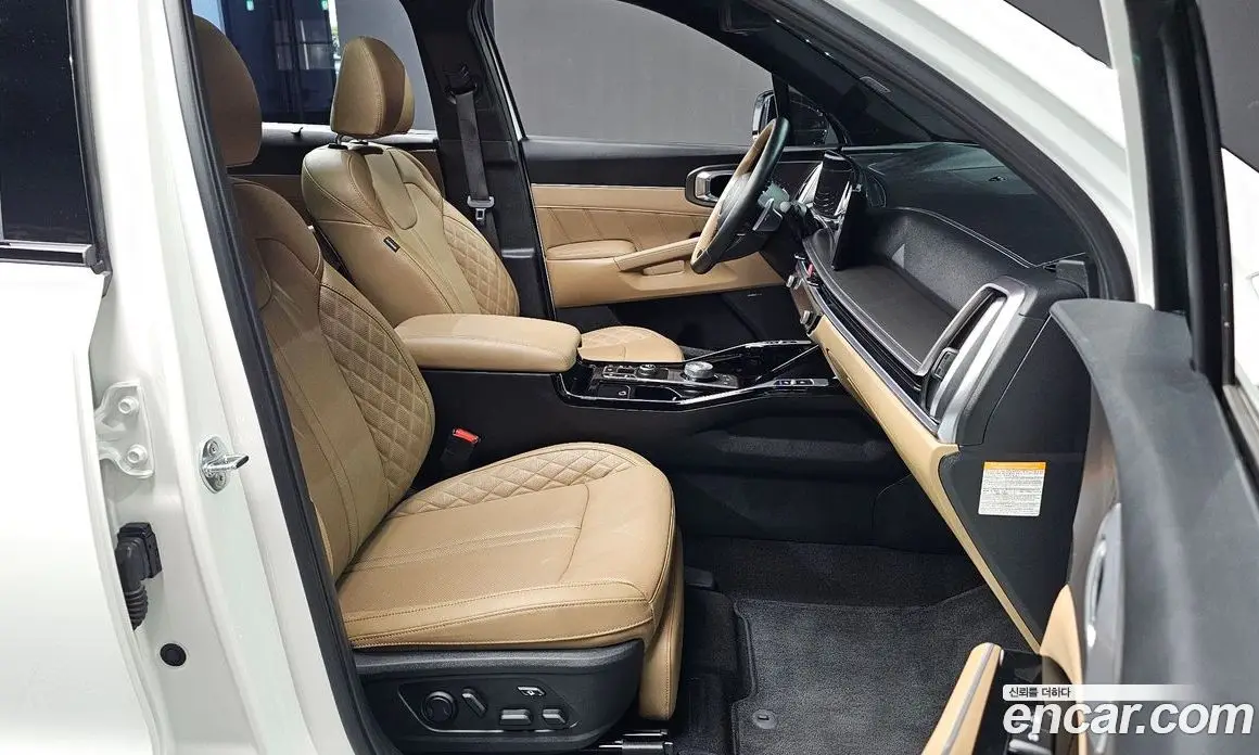 Kia Sorento 2024 1.6 автомат (гидро), фото 16 Kia Sorento 2024 1.6 автомат (гидро), фото 16